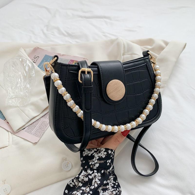 パールチェーンショルダーバッグ