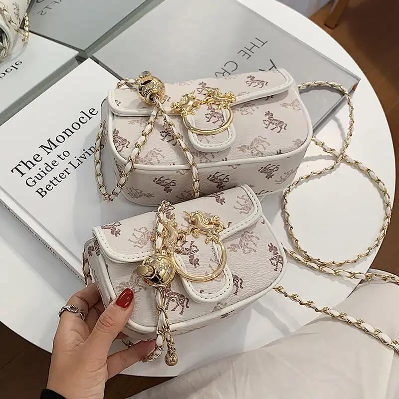 ミニバッグチェーンショルダーバッグ