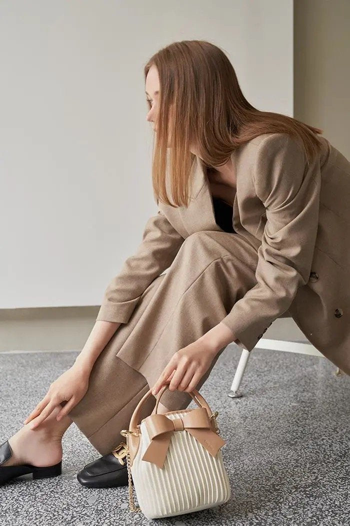 ボウチェーンクロスボディバッグ