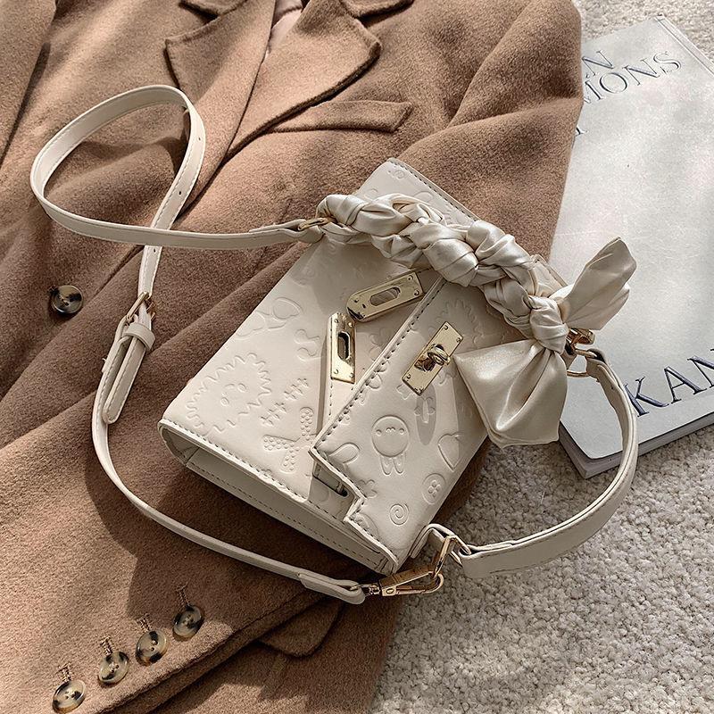 人気のショルダーバッグメッセンジャーバッグ