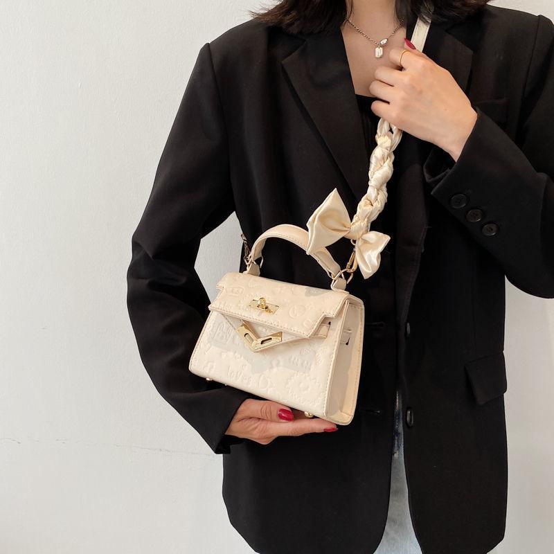 人気のショルダーバッグメッセンジャーバッグ