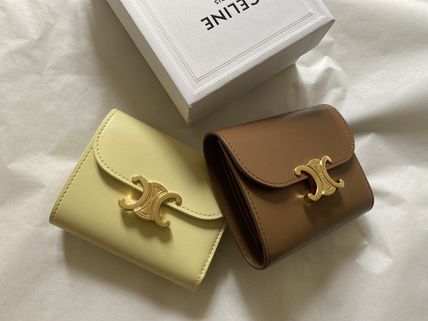 CELINE 折りたたみ財布 CELINE【入手困難】可愛い ★TRIOMPHE SMALL FLAP WALLET★ 全色(18)