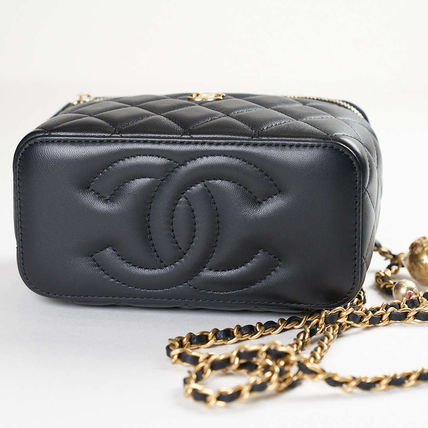 CHANEL ショルダーバッグ・ポシェット すぐ届く!【シャネル】ヴァニティーケース 関税込み CHANEL(10)