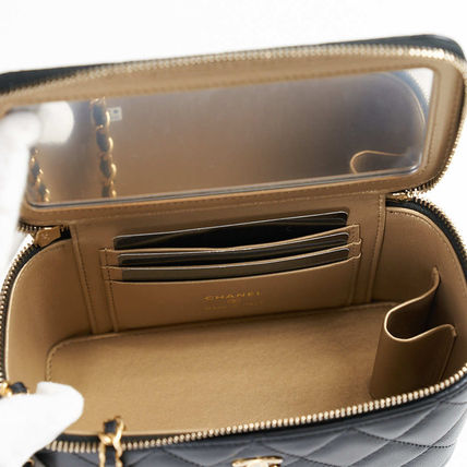 CHANEL ショルダーバッグ・ポシェット すぐ届く!【シャネル】ヴァニティーケース 関税込み CHANEL(4)