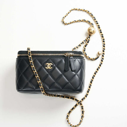 CHANEL ショルダーバッグ・ポシェット すぐ届く!【シャネル】ヴァニティーケース 関税込み CHANEL(2)