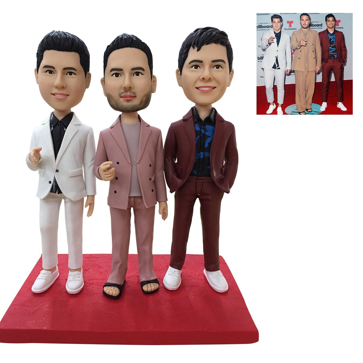 Fully Customizable 3 person Custom Bobblehead With Engraved Text - soufeelmy