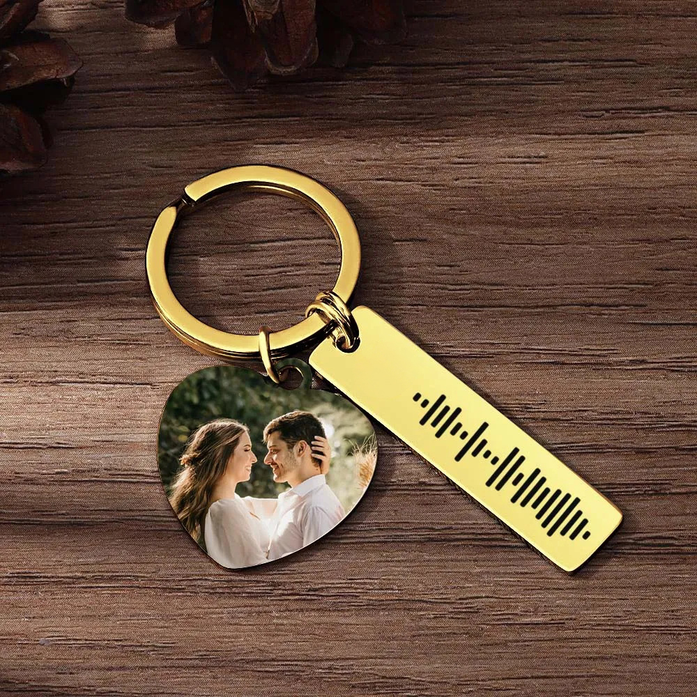 Personalized Scannable Music Code Keychain Custom Picture & Music Song Code Heart Couples Photo Keyring Gifts for Boyfriend - soufeelmy