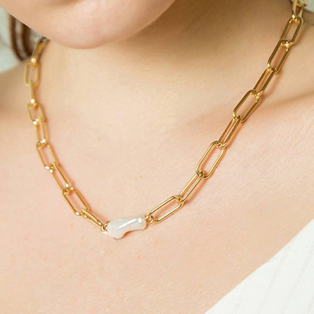 Chic Necklace Clavicle Necklace Classic Style Golden - 