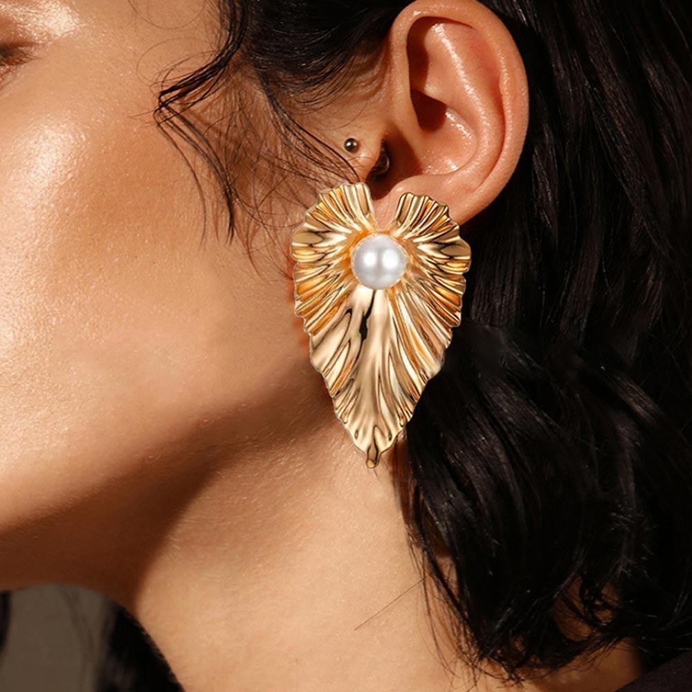 Pearl Earrings Heart Shape Gold Plated Cooper - 