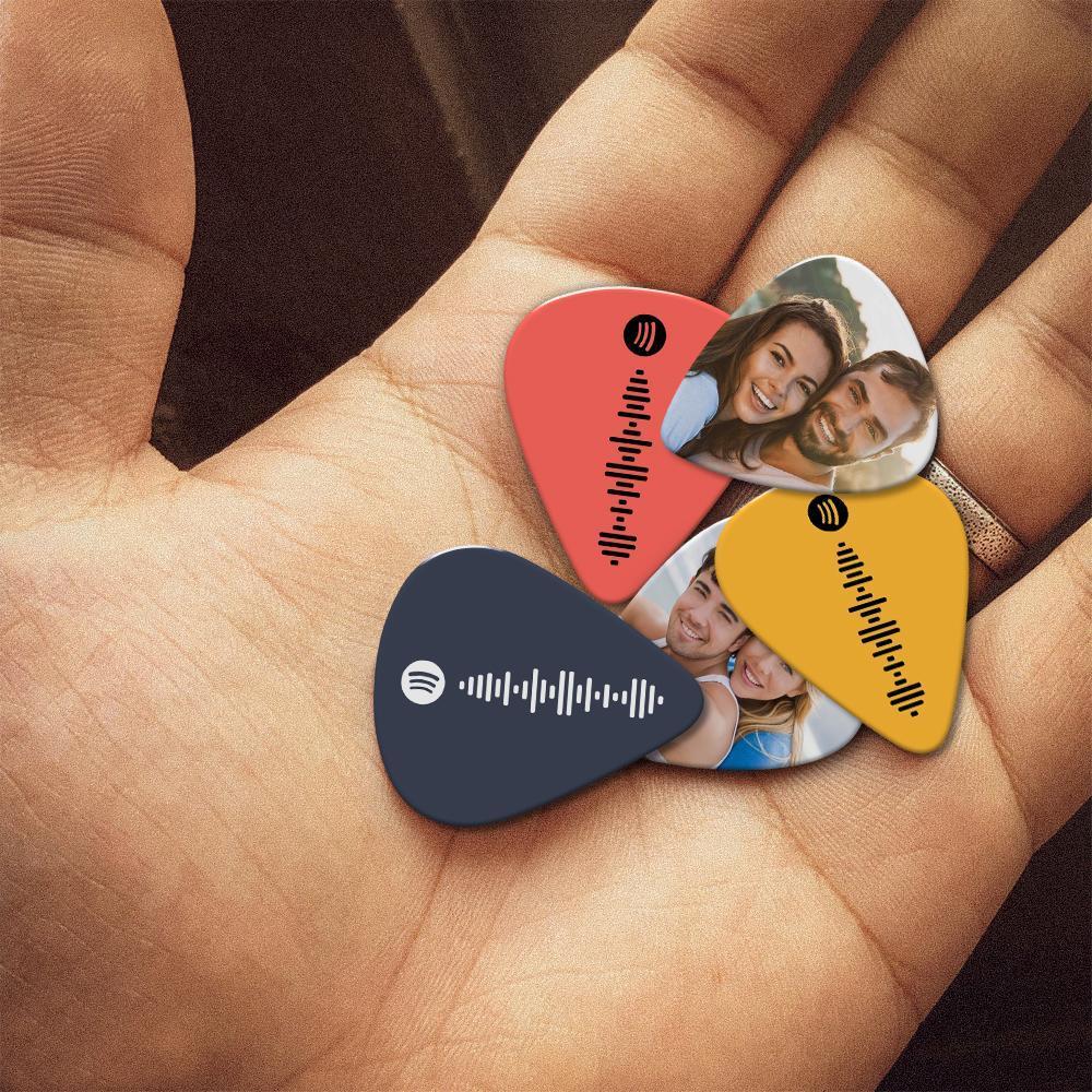 Scannable Spotify Code Guitar Pick, Engraved Custom Music Photo Guitar Pick Gifts 12 Pcs -