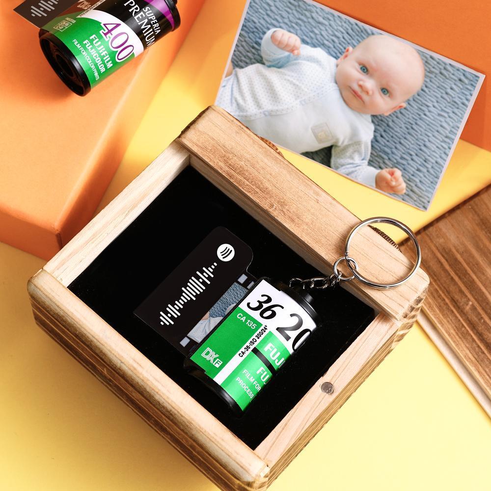 Scannable Spotify Code Film Keychain Spotify Photo Engraved Film Keychain Memorial Gifts Green 20 Pics - 