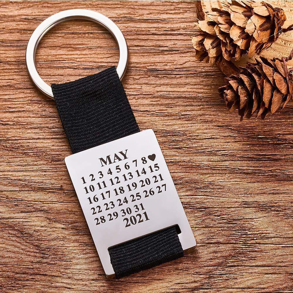 Custom Photo Engraved Calendar Key Chain Keyring Gift for Valentine's Day Gift For Him - soufeelmy