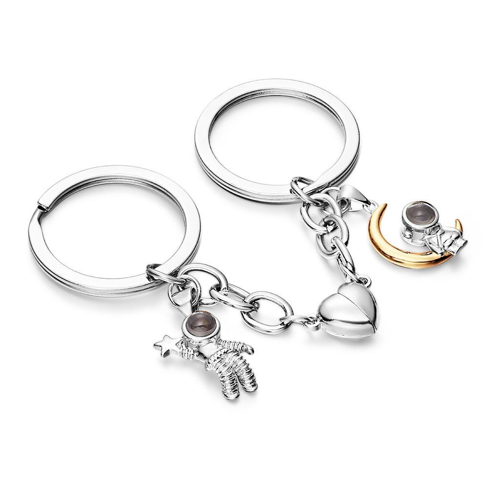 2pcs Couple Magnetic Heart & Spaceman Charm Projection Photo Key Chain Anniversary Gifts for Him - soufeelmy