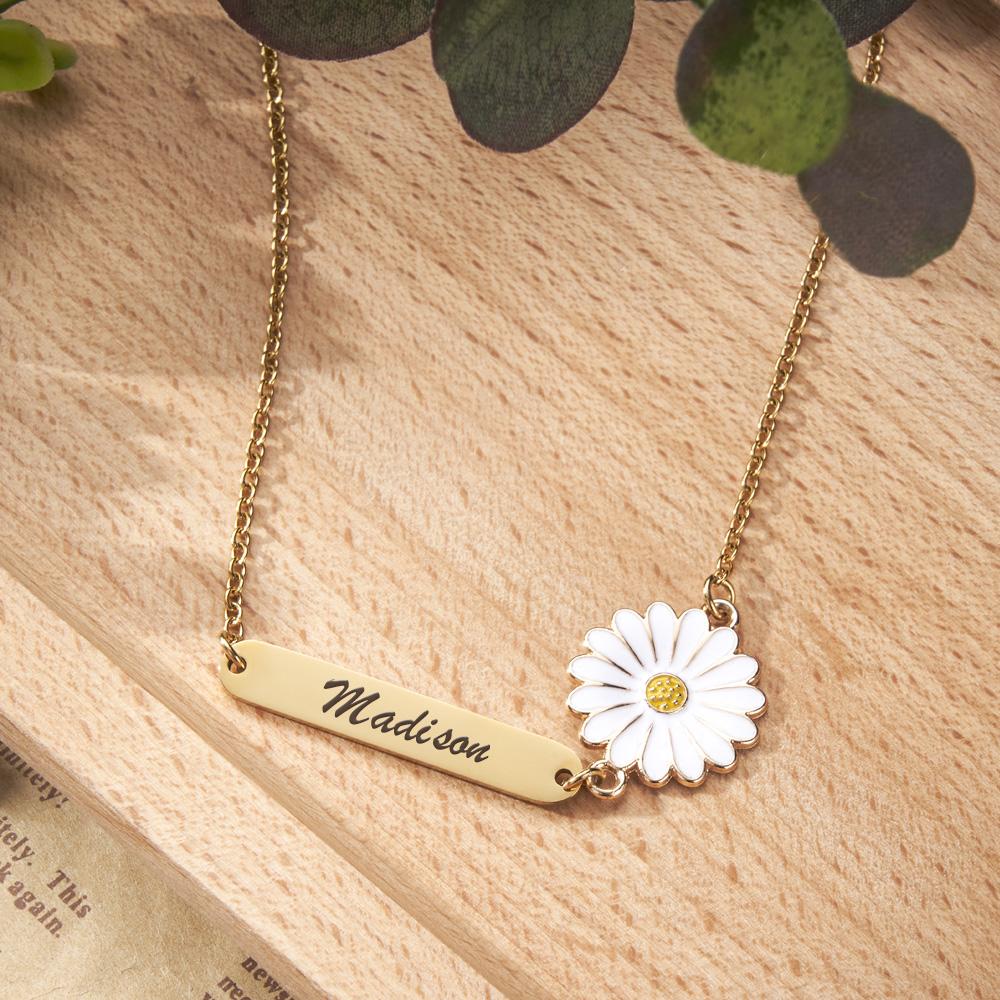Personalized Name Daisy Necklace Gold Nameplate Charm Unique Gift for Her - soufeelmy