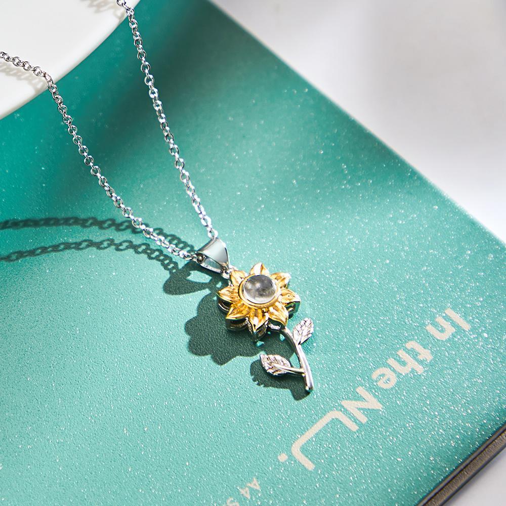 Silver Stereoscopic Sunflower Projection Necklace Custom Memorial Photo Pendant Best Friend Gift - soufeelmy