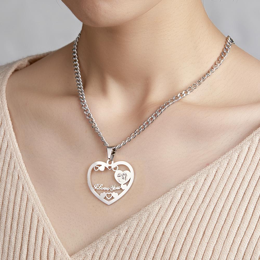 Personalized Photo Engraved Halo Heart Necklace in Gold, Silver & Rose Gold Heart Shaped Locket Pendant Photo Heart Necklace - soufeelmy