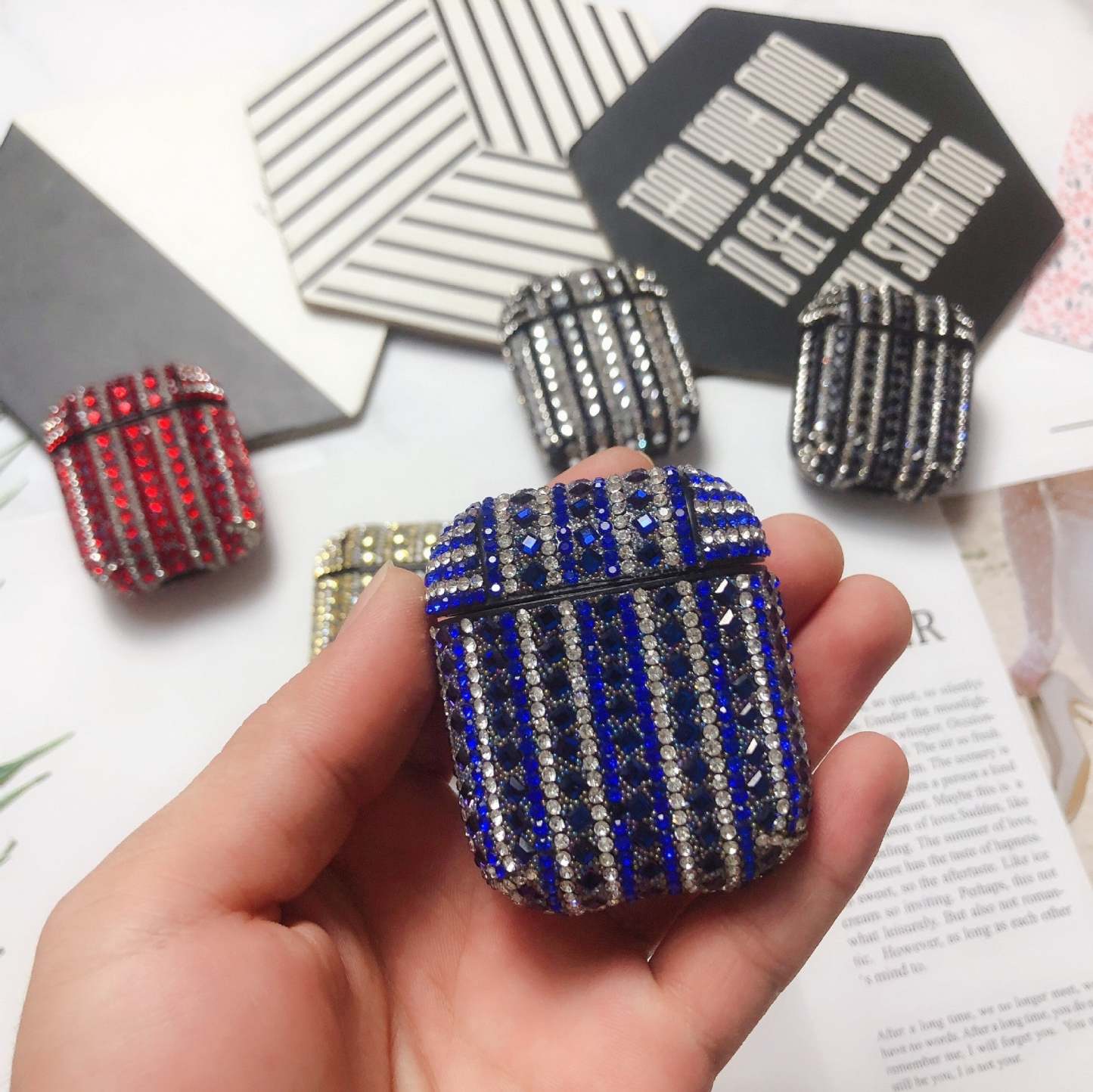 Creative Headphone Shell Diamond Stripe Exquisite Gifts for Airpods1/2 - soufeelmy