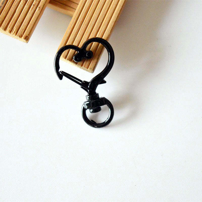 Heart-Shaped Swivel Snap Hook Keychain Metal Spring Snap Keychain Hook Lobster Clasp Key Ring Black -