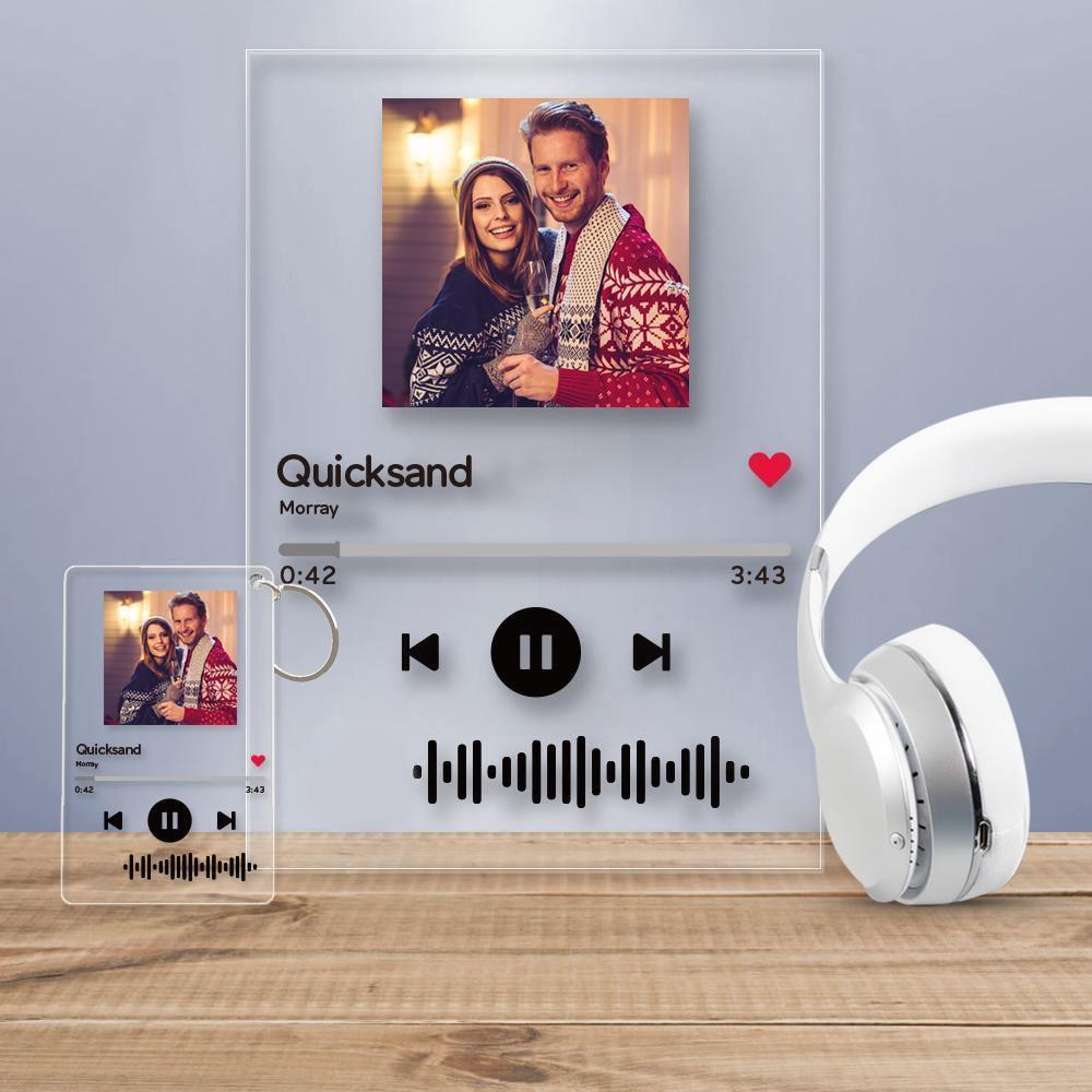 Scannable Music Code Plaque Keychain Music and Photo Acrylic, Song Keychain CValentine's Day Gift 2.1in*3.4in (5.4*8.6cm)