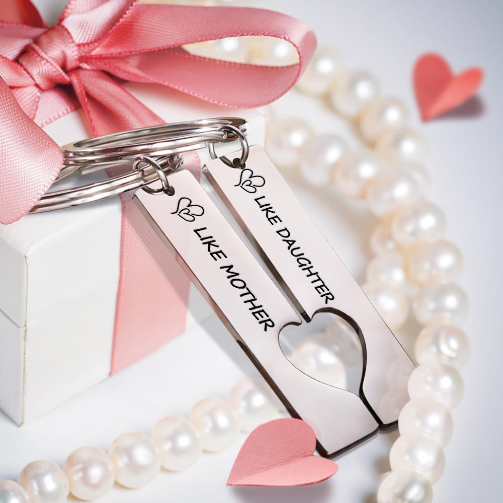 Custom Keychain Engraved Heart Keychain Mother's Day Gift - soufeelau