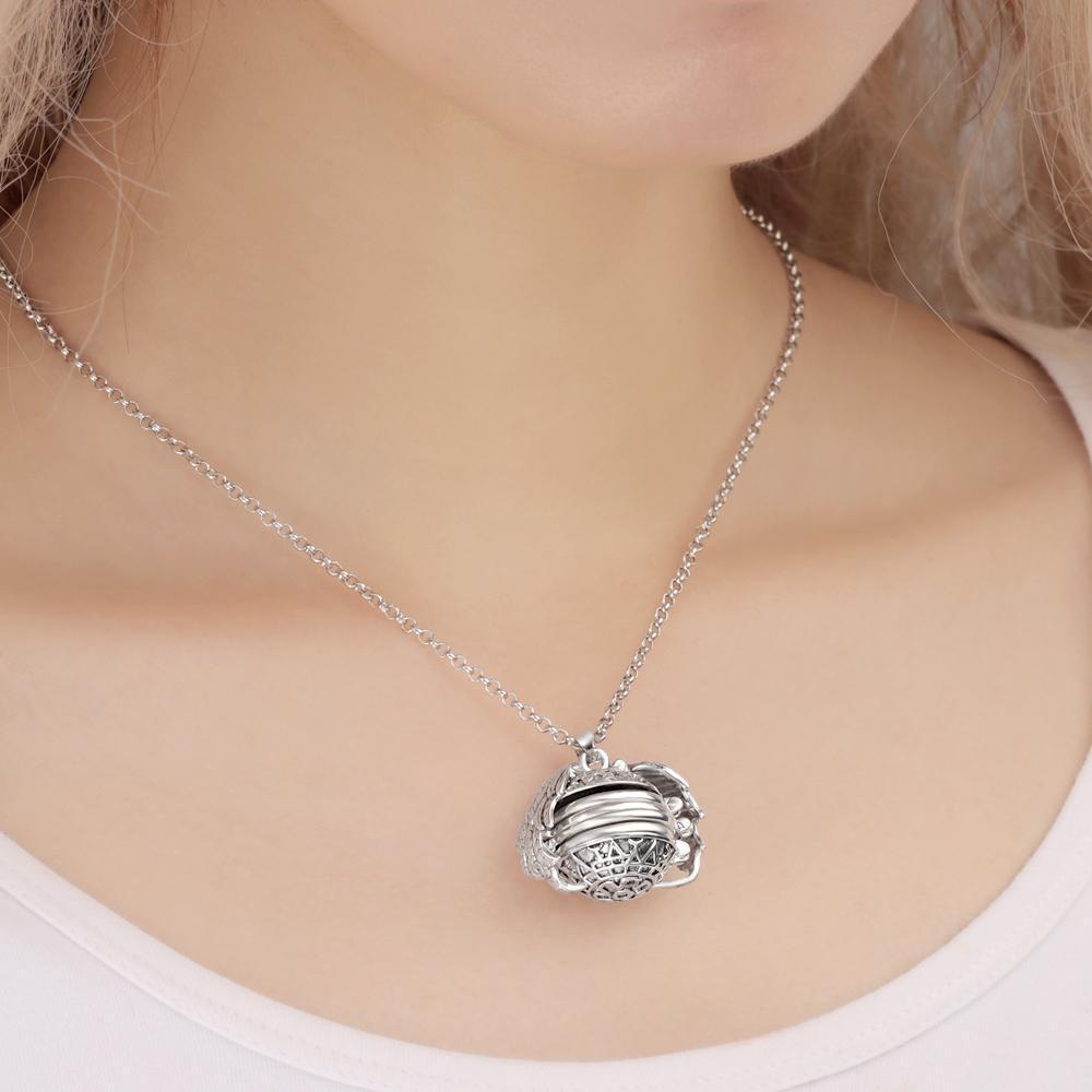 Expanding Photo Locket Photo Necklace Pendant Ball Locket for Women Girls Graduation Jewellery Antique Silver Color