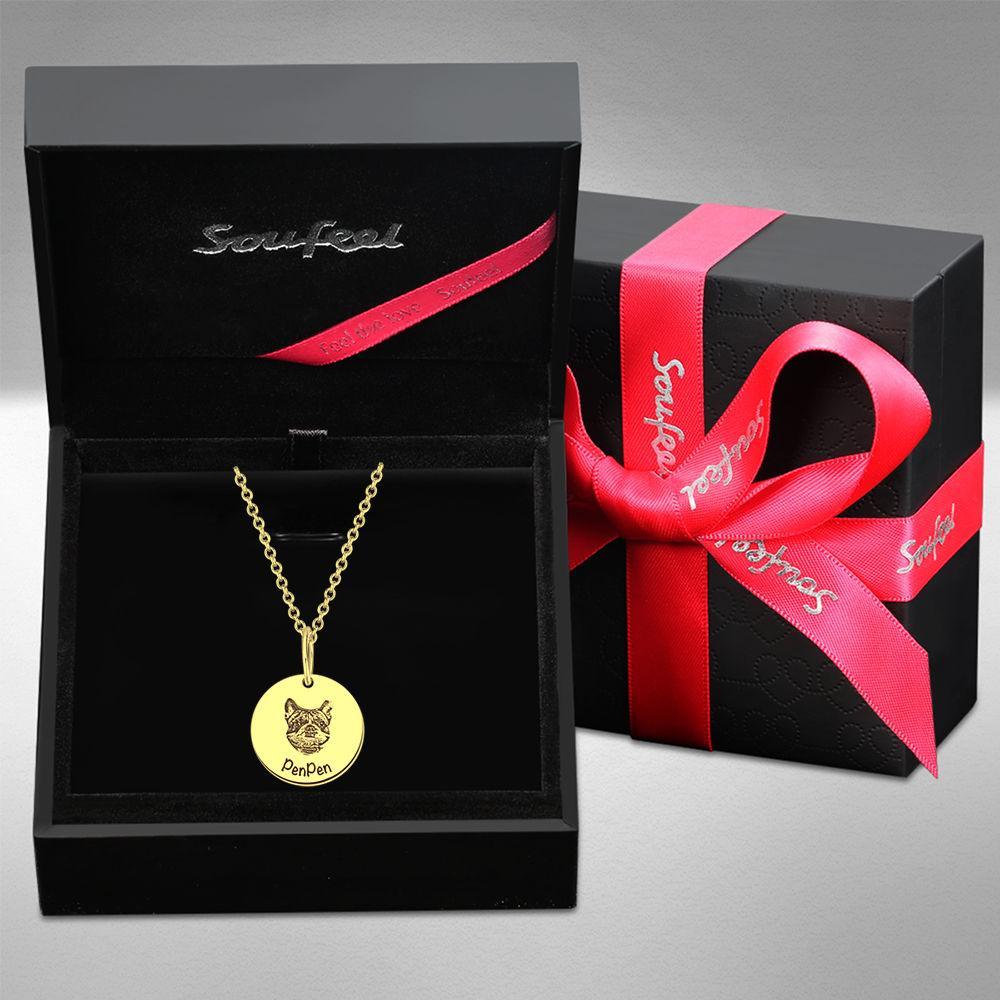 Photo Portrait Necklace with Engraving Round Shape, Custom Portrait Jewelry 14K Gold Plated