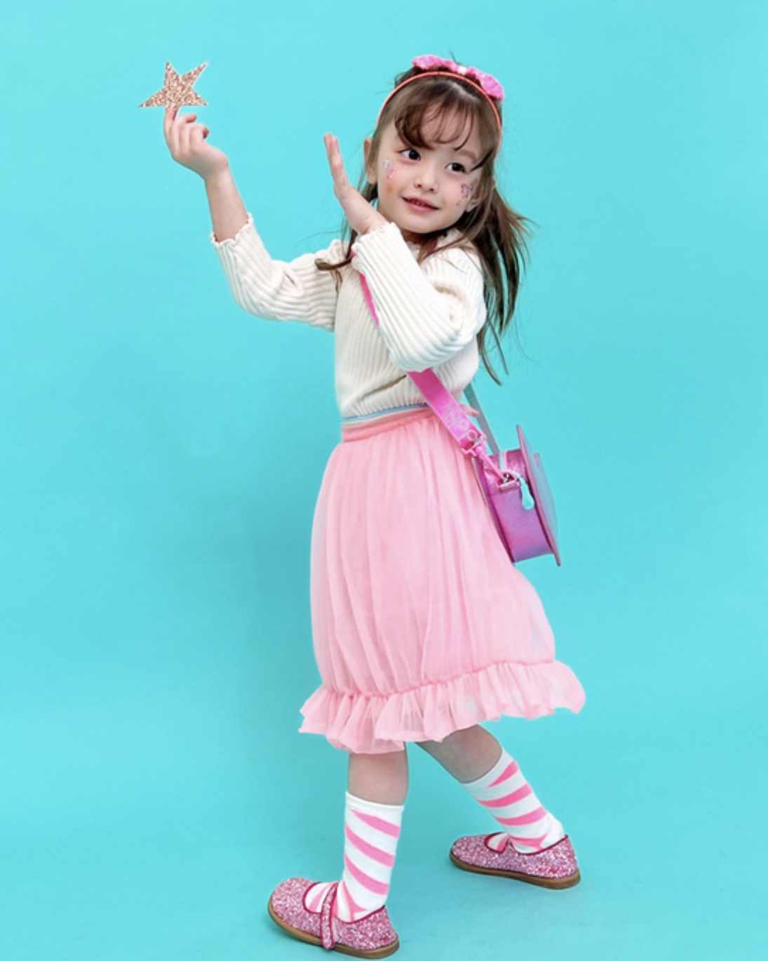 Hi Me Heart Star Shoulder Bag