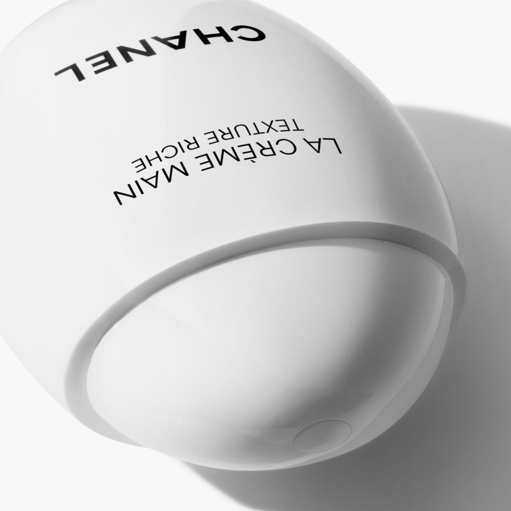 MENUTRISI-MELINDUNGI-MENCERAHKAN