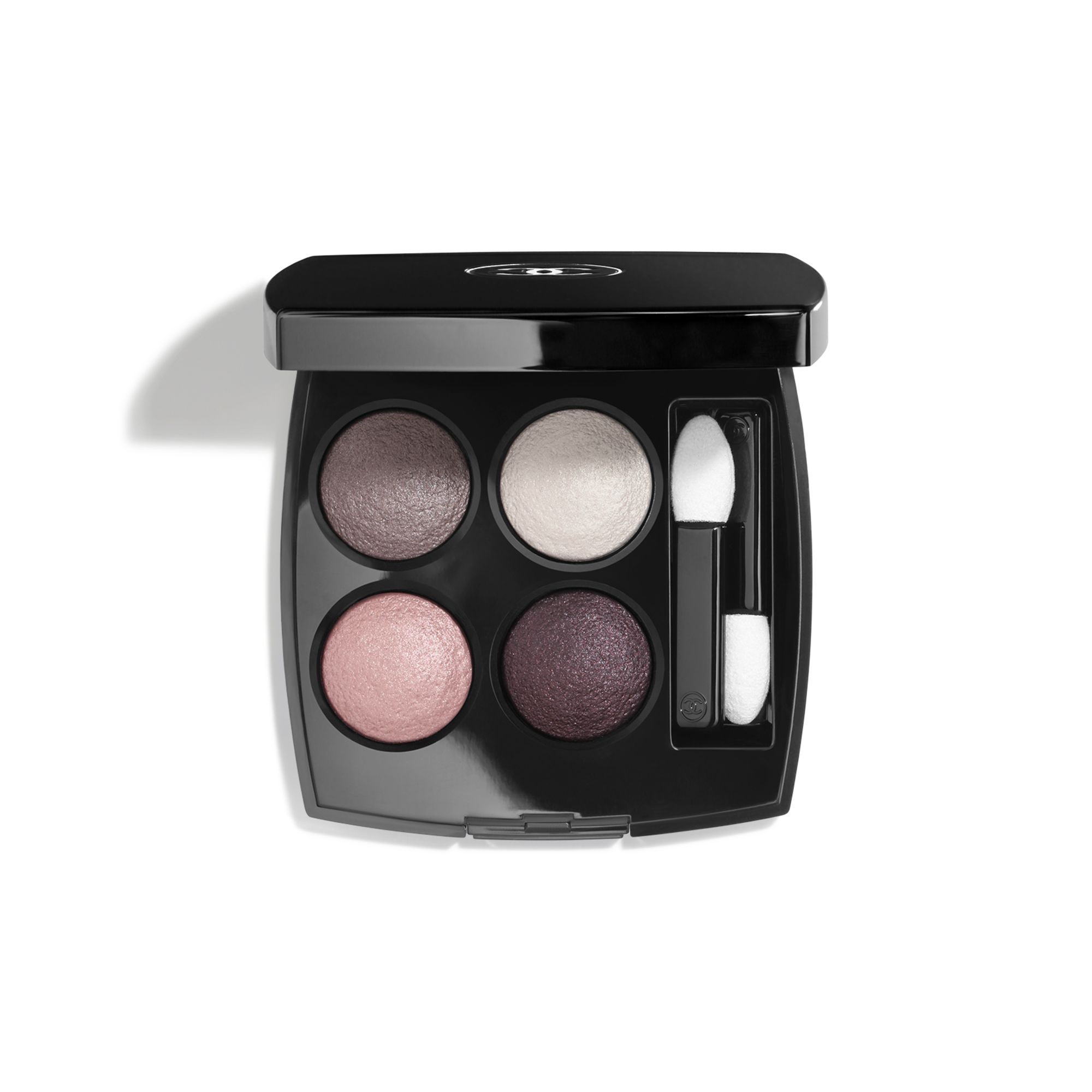 EYESHADOW EMPAT WARNA MULTIEFEK