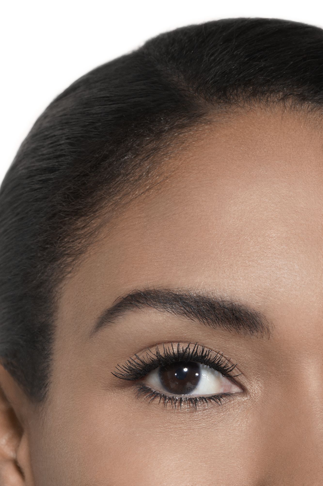 MASKARA UNTUK BULU MATA BERVOLUME