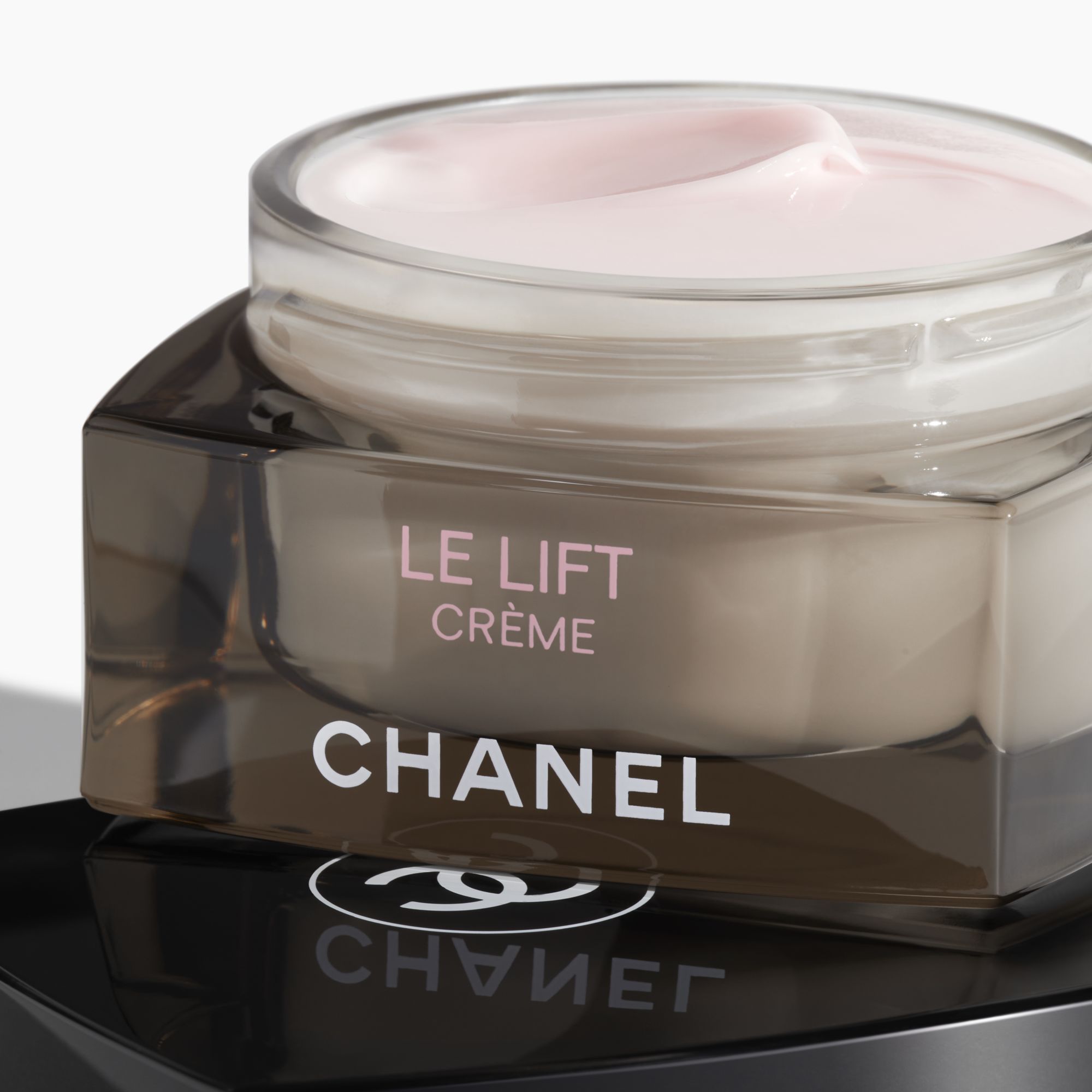 LE LIFT CREAM