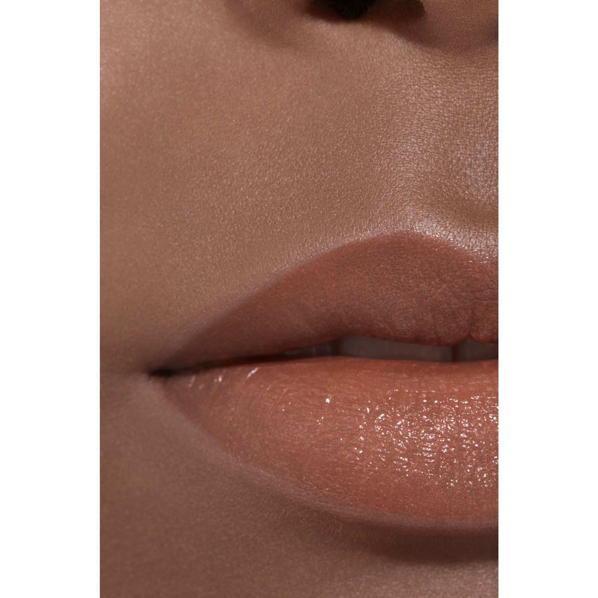 LUMINOUS INTENSE LIP COLOUR