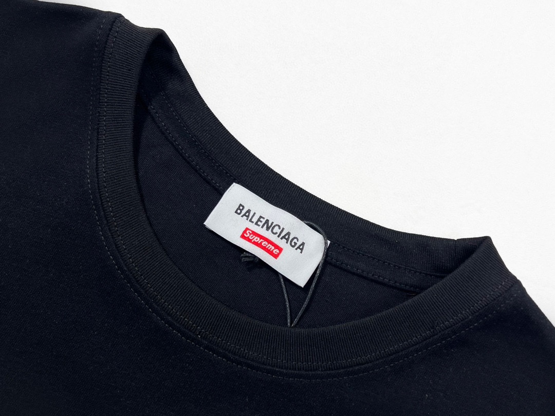 Supreme ✘ BALENCIAGA 巴黎世家聯名字母logo標識印花短袖