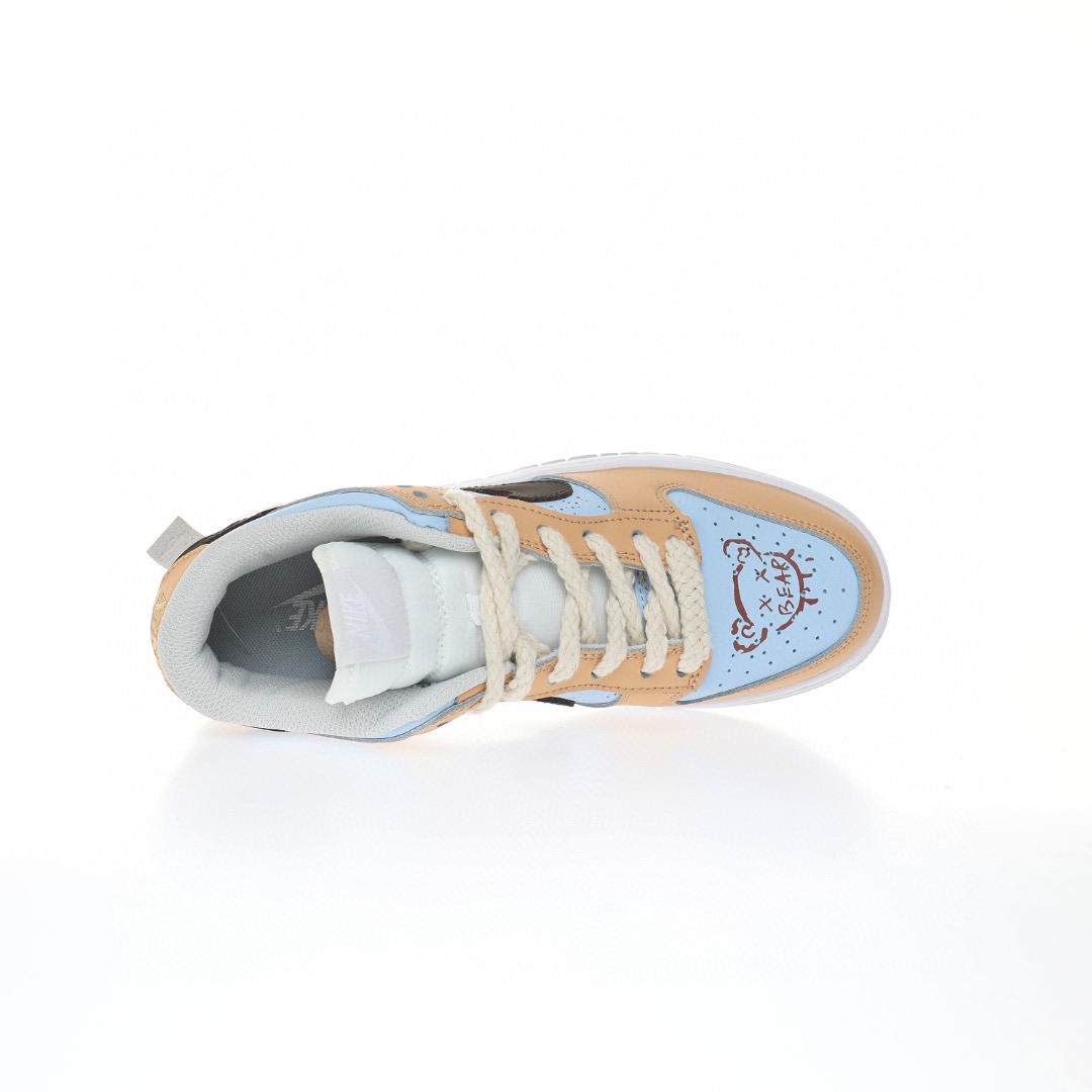 Dunk Low 「奶茶棕黑雙鈎小熊」