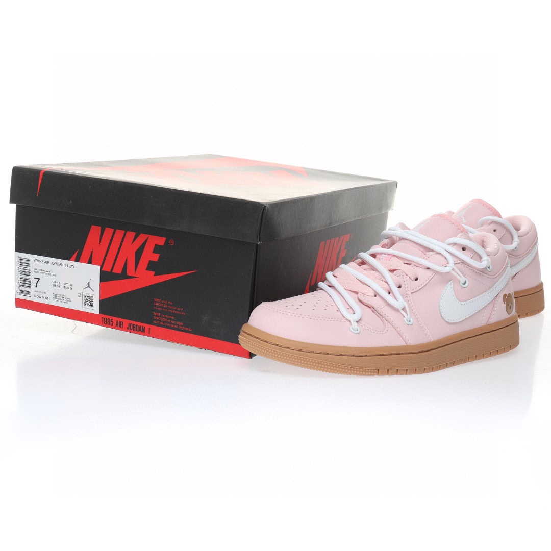 Nike Air Jordan 1 “粉白生膠小熊綁繩”