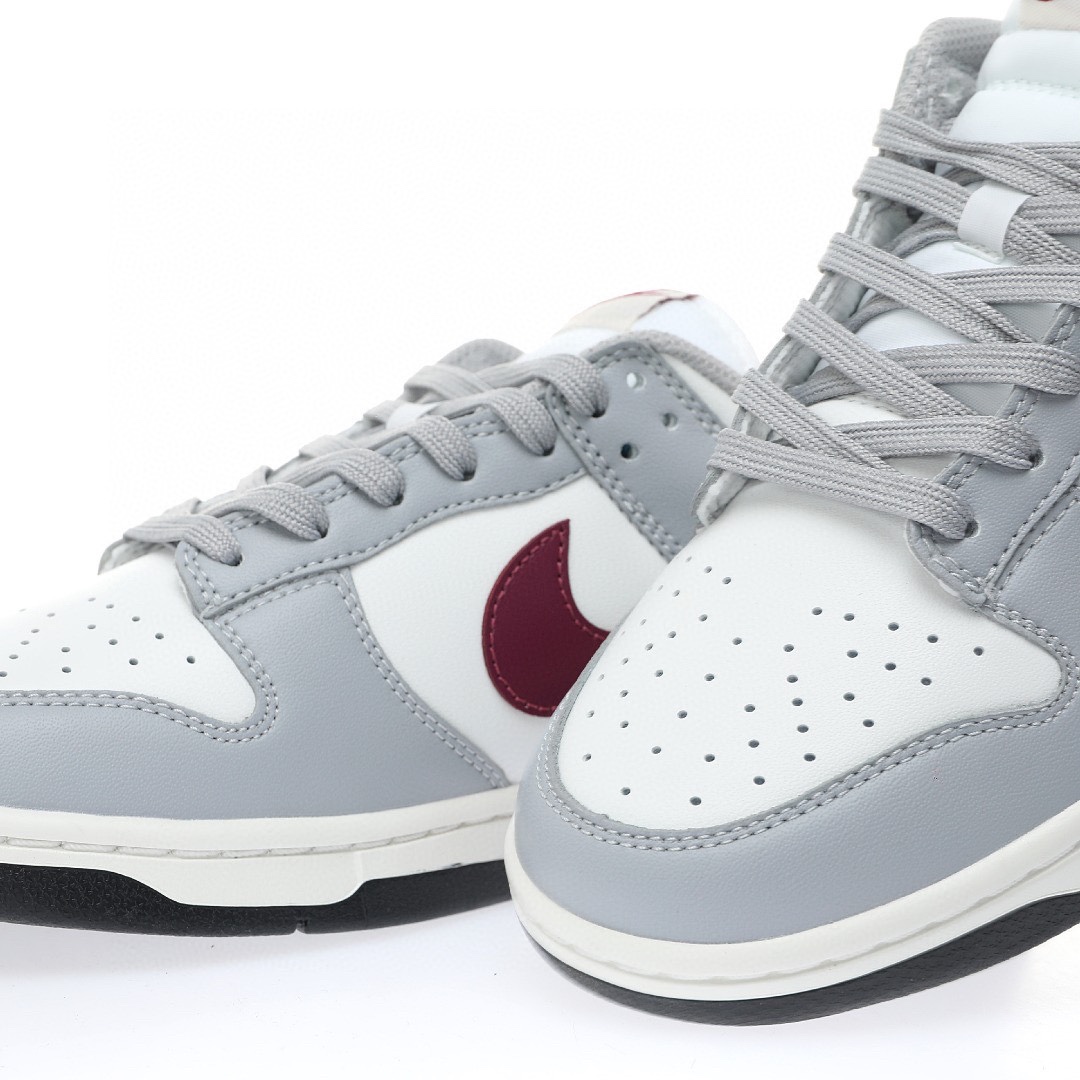 Dunk Low“白灰紅”