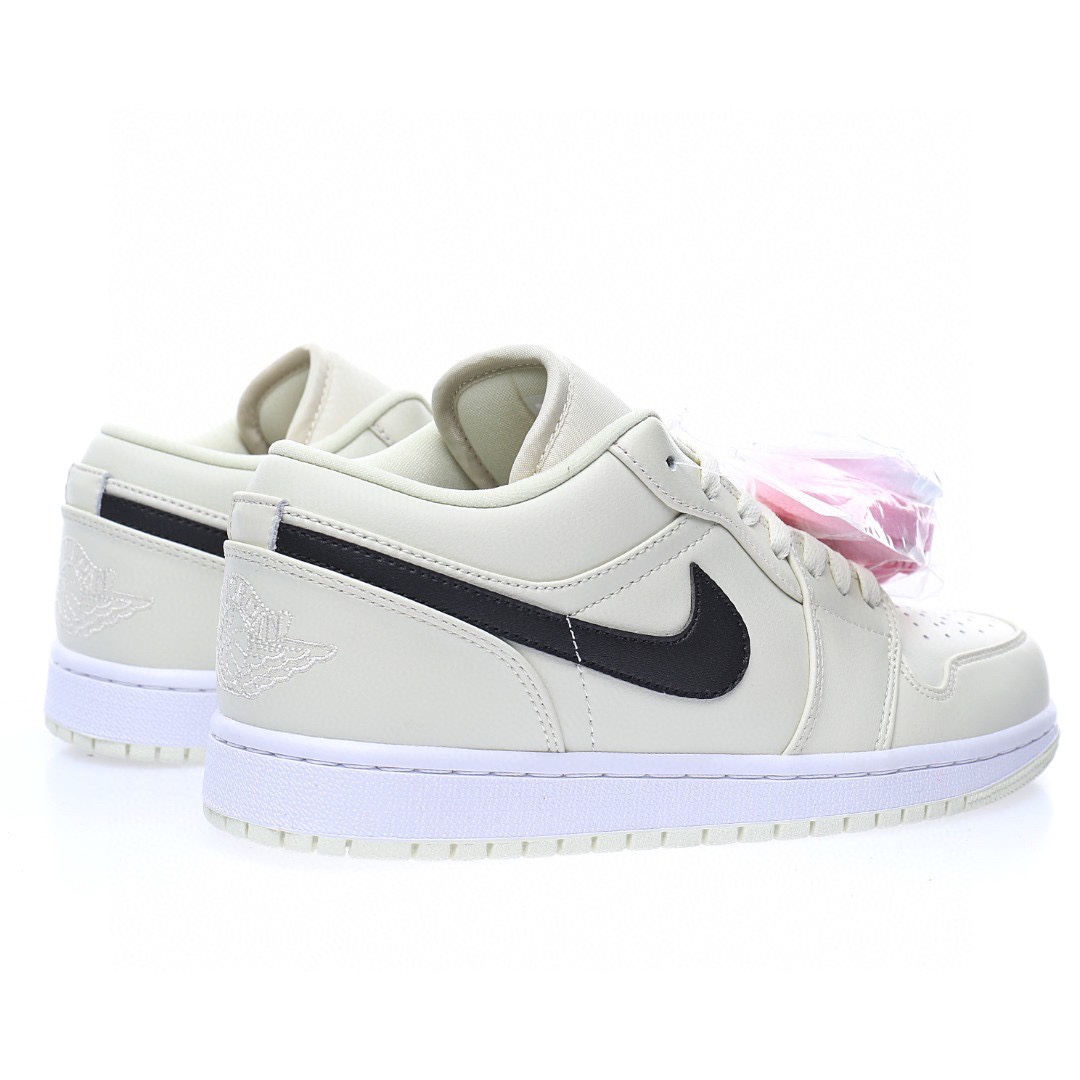 Nike Air Jordan 1 “皮革椰奶白黑鉤子”