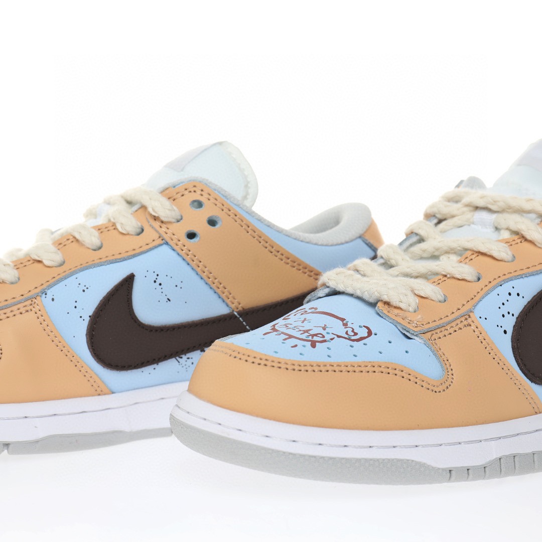 Dunk Low 「奶茶棕黑雙鈎小熊」