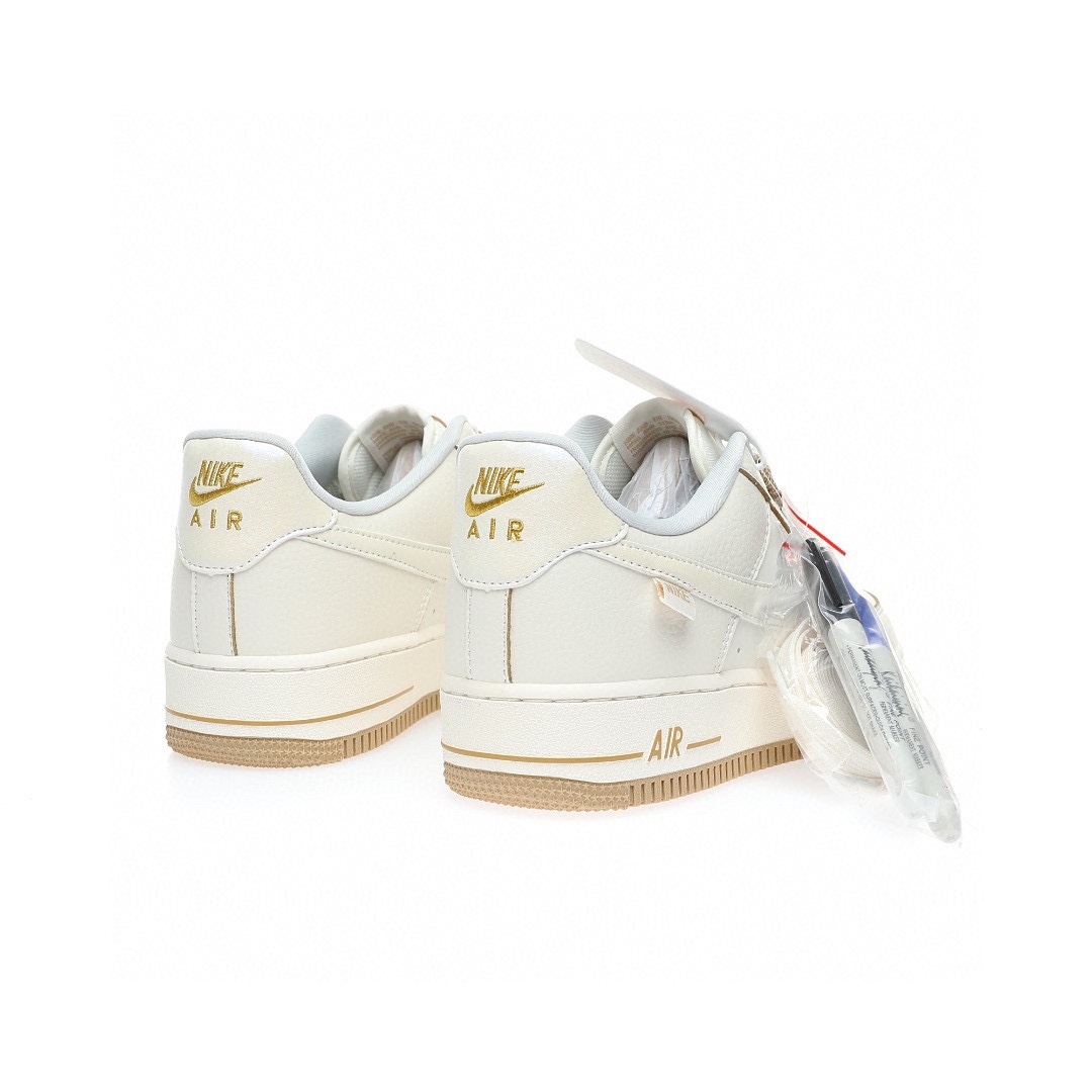 Nike Air Force 1 “皮革米白淺棕金小鉤”
