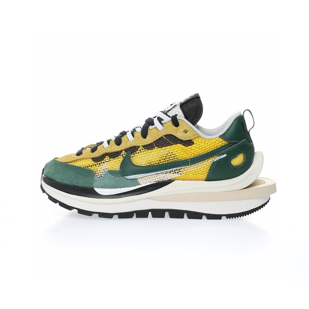 Sacai x Nike VaporWaffle 3.0"Tour Yellow"系列改良馬拉松變形解構前衛設計五層底休閒運動慢跑鞋「透吸深綠黃白大重疊雙鈎子」