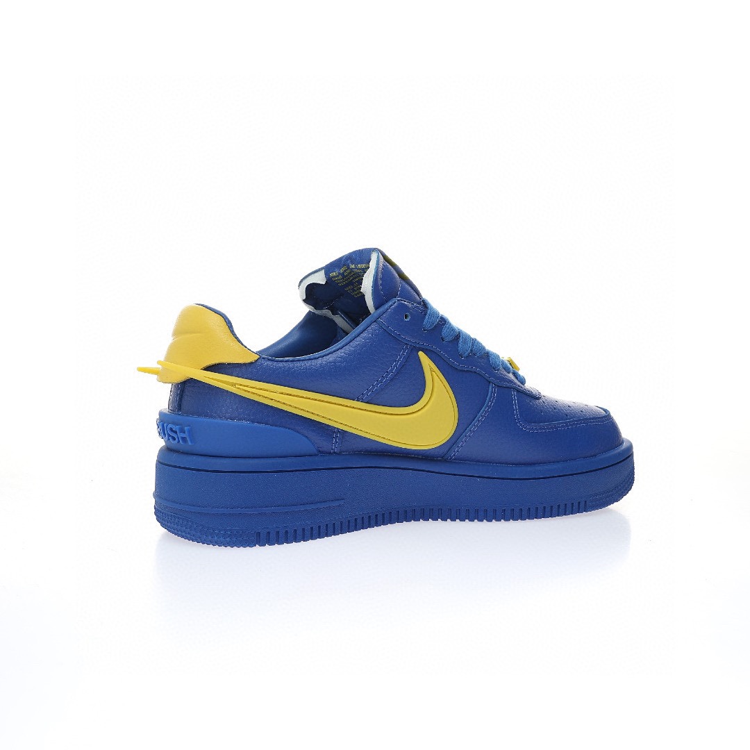 Nike Air Force 1 “聯名藍巨人黃大鉤”