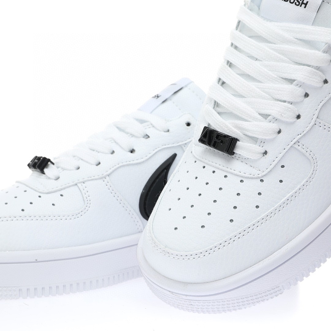 Nike Air Force 1 “聯名白黑大鉤”