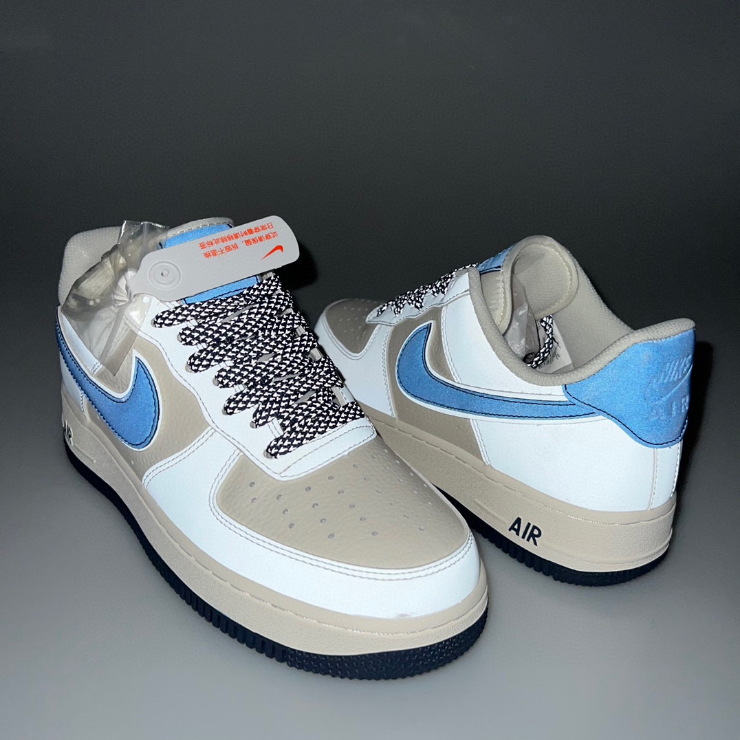 Nike Air Force 1 “皮革米白海軍藍3M反光疊鉤”