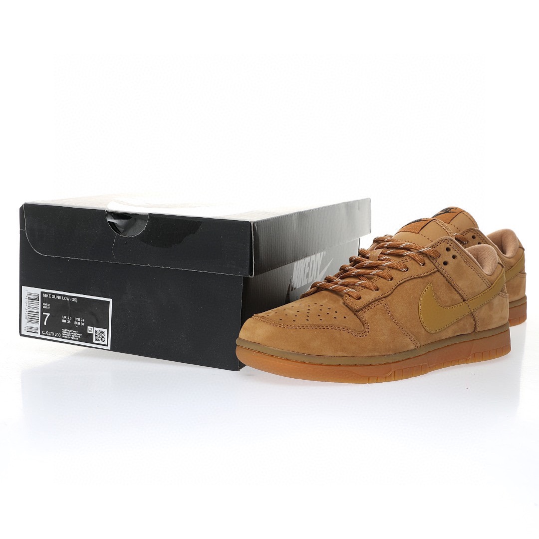 Dunk Low “磨砂新麥黃棕”