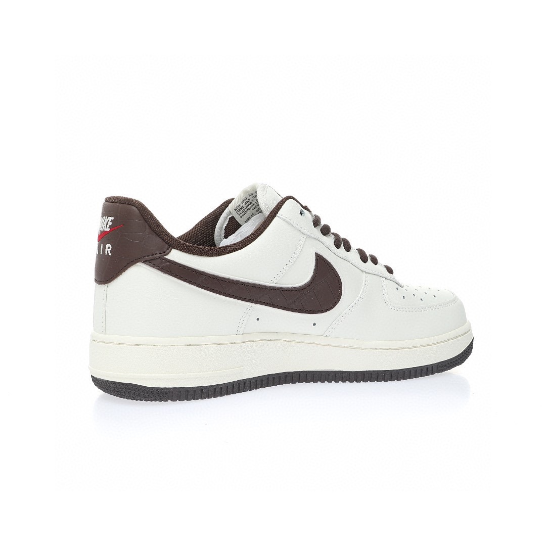 Nike Air Force 1 “皮革米白深棕NYC”
