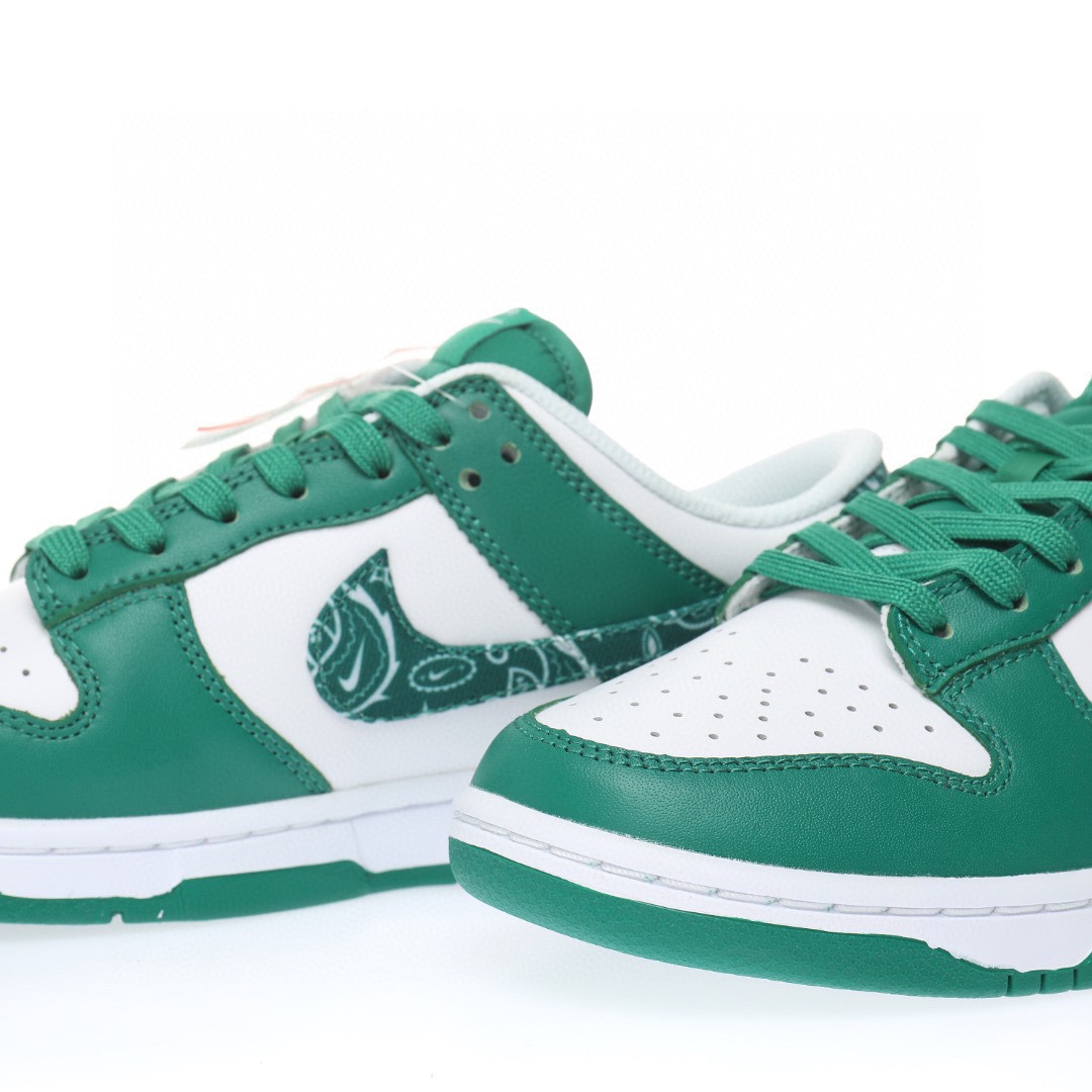 Dunk Low “綠白變形蟲”