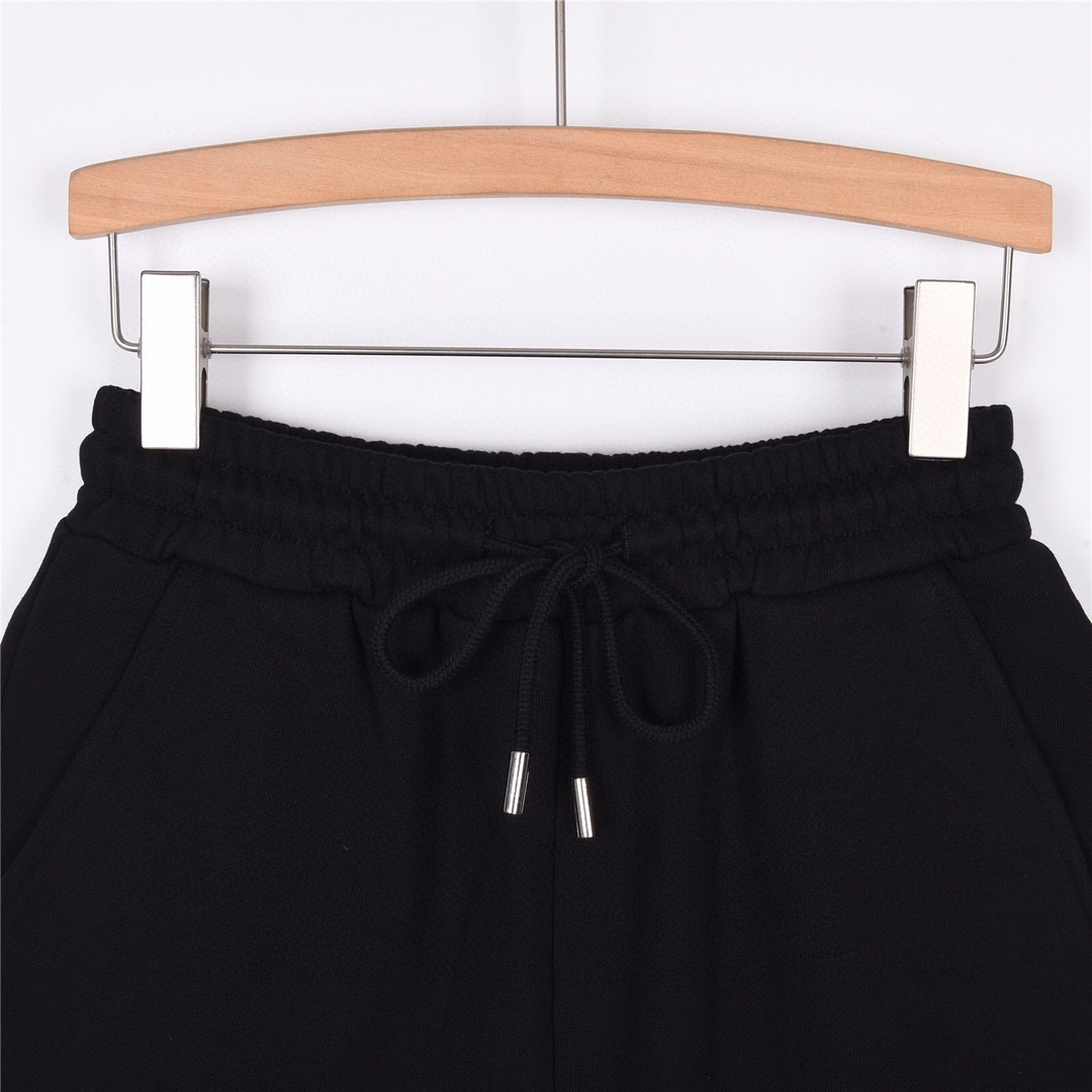 Burberry巴宝莉褲腳印花