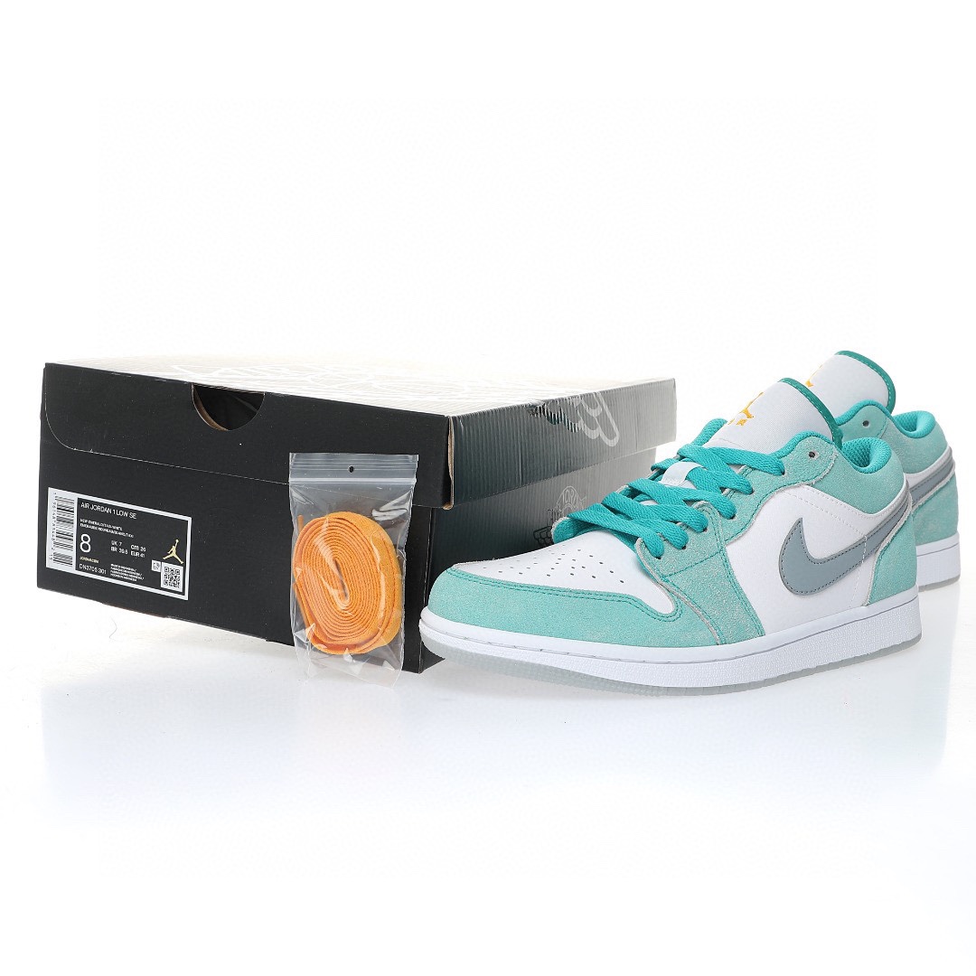 Nike Air Jordan 1 “新翡翠藍白”