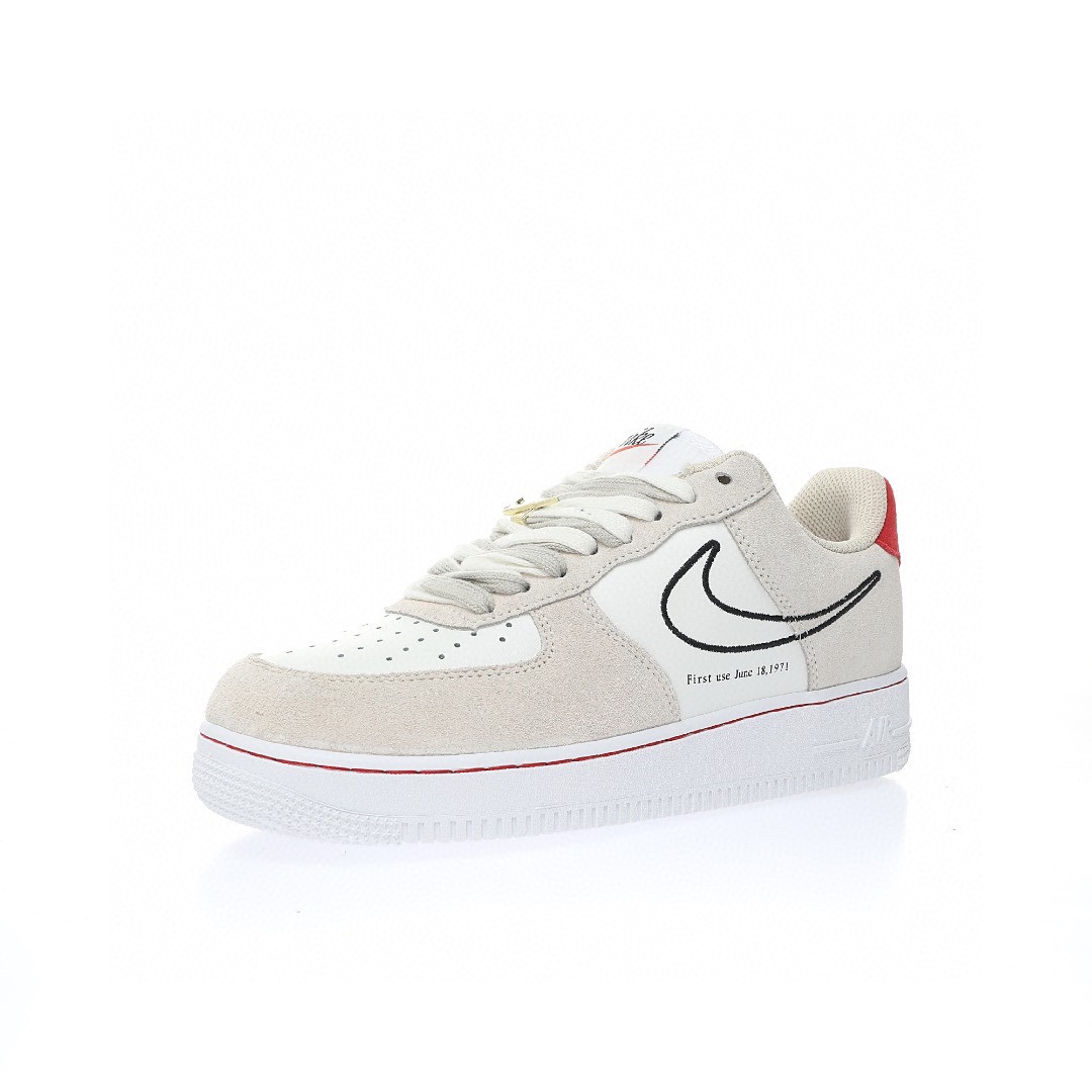 Nike Air Force 1 “拼接米白紅金扣”