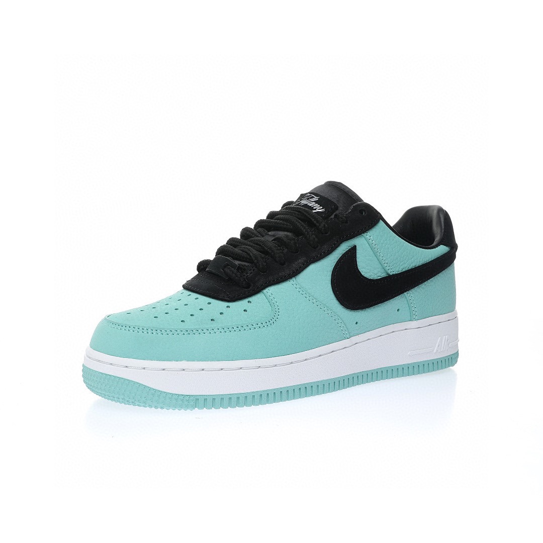Nike Air Force 1 “聯名蒂芙尼藍黑反轉”